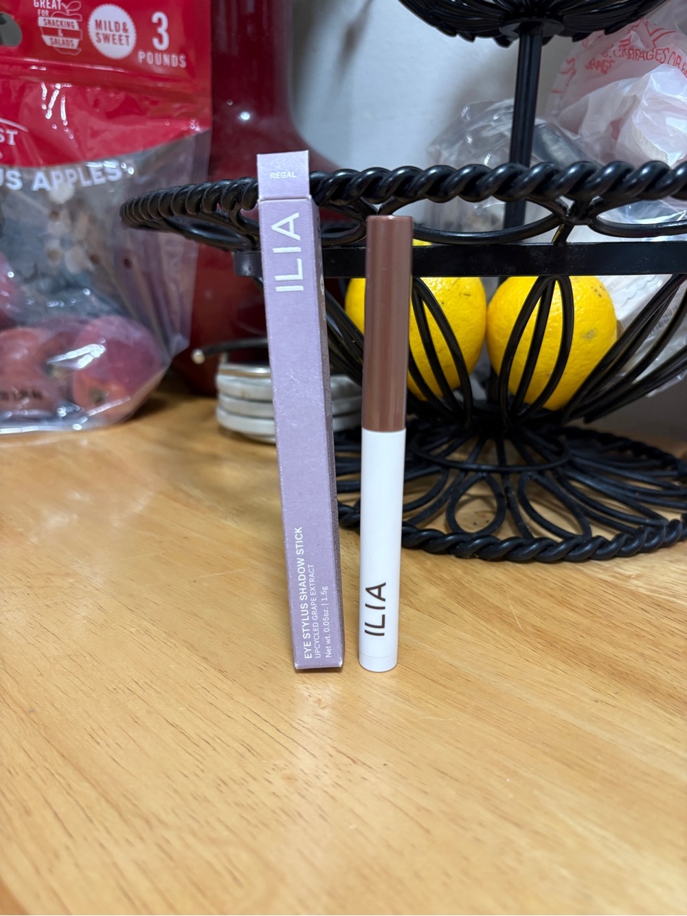 ILIA Eye Stylus Shadow Stick In REGAL Full Sz 0.05 oz, BNIB, AUTHENTIC, New